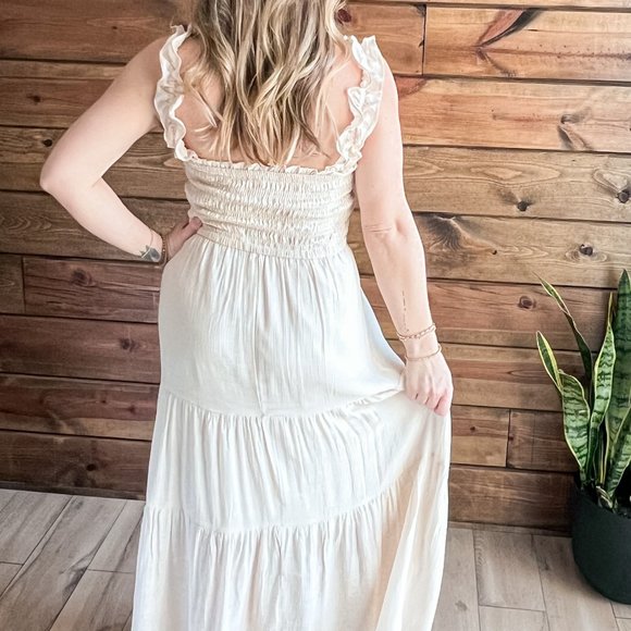 THE SIENNA IVORY DRESS - Picture 12 of 14